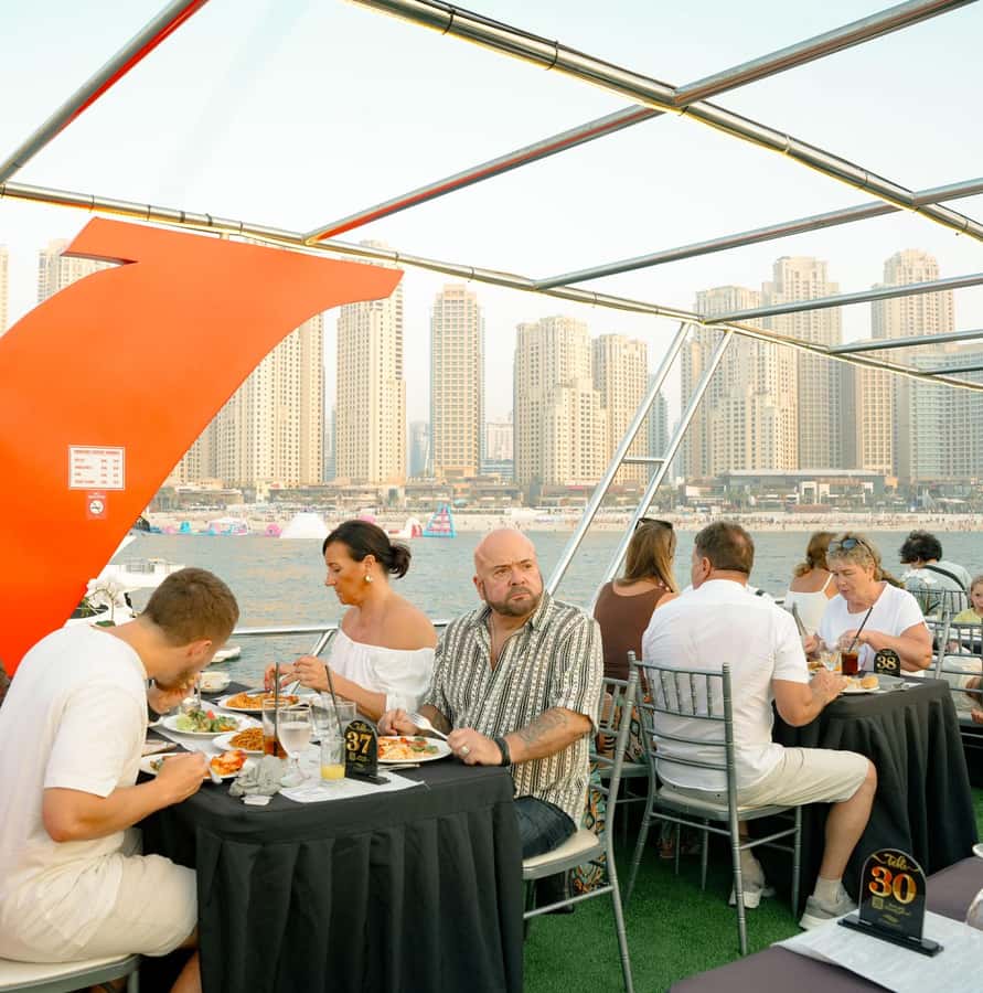Dubai: Sunset or Dinner Cruise with Live Music & Open Bar - Sunset timing versus a later dinner