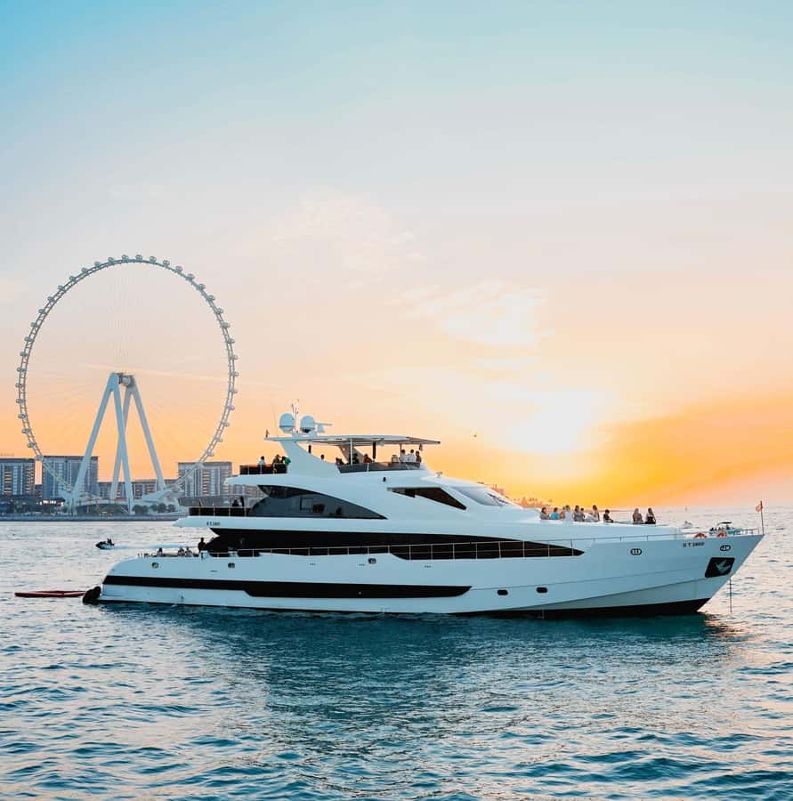 Dubai: Superyacht Experience with Live Music & Drinks - Is $113 good value for Dubai?