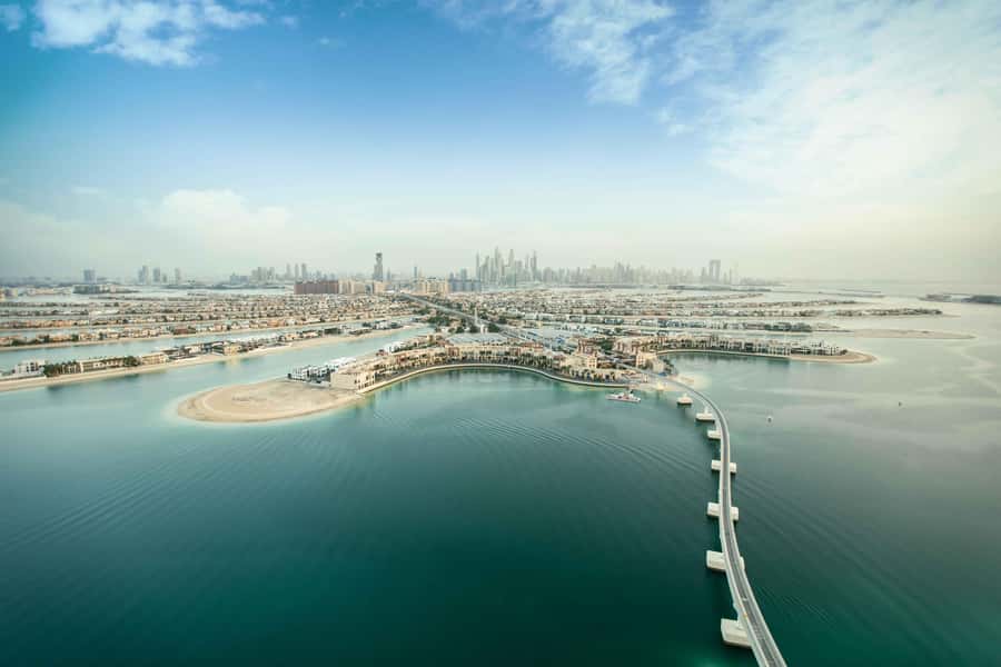 Dubai: The Dubai Balloon at Atlantis - The pilots and the human touch