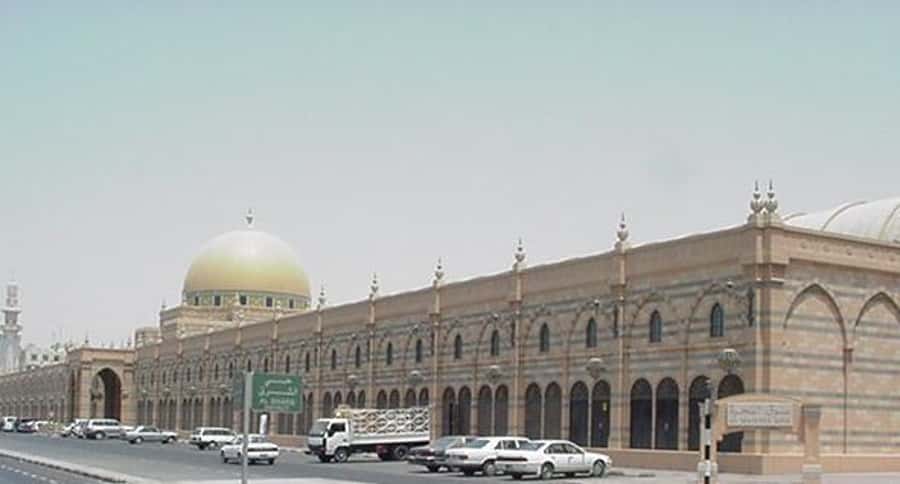 Dubai: The Pearl Of The Gulf - Half Day Sharjah City Tour - Why Sharjah feels different from Dubai