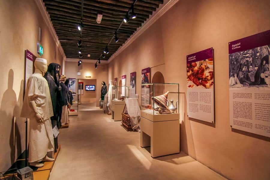 Dubai: The Pearl Of The Gulf - Half Day Sharjah City Tour - Heritage Museum and Emirati traditions