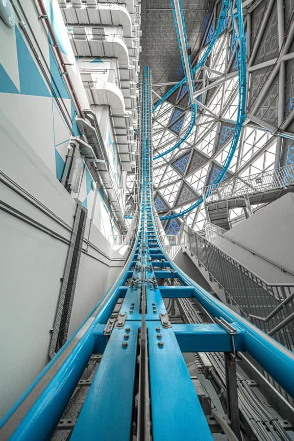 Dubai: The Storm Coaster - Getting Ready for a Storm-Themed Ride