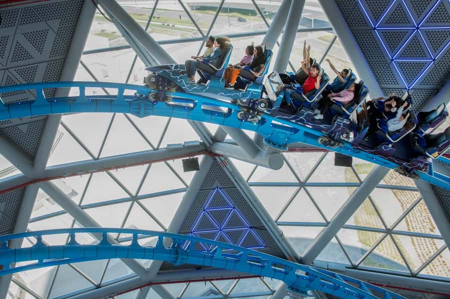 Dubai: The Storm Coaster - Why the Indoor Setting Helps