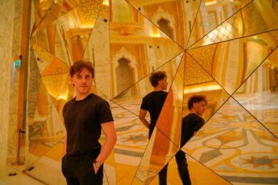 Dubai To Abu Dhabi: Grand Mosque, Royal Palace & Etihad Towers