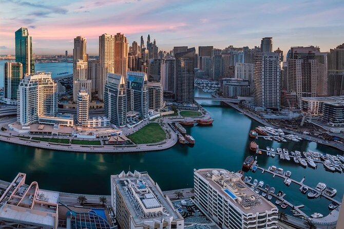 Dubai Top 5 - Burj Khalifa’s 124th-floor observation deck