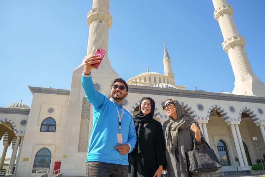 Dubai Top Highlights: Frame Entry, Souks, Abra & Street Food - Why this Dubai tour works for a short stay