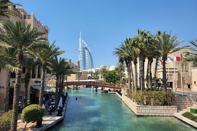 Dubai Top Ten Must-see Sights with Burj Khalifa and Transfers - Museum of the Future: A Brief Exterior Look