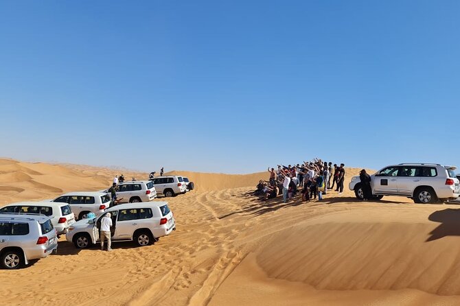 Dubai: Unique MORNING 4WD Red Dunes Safari - Sandboarding on the red dunes