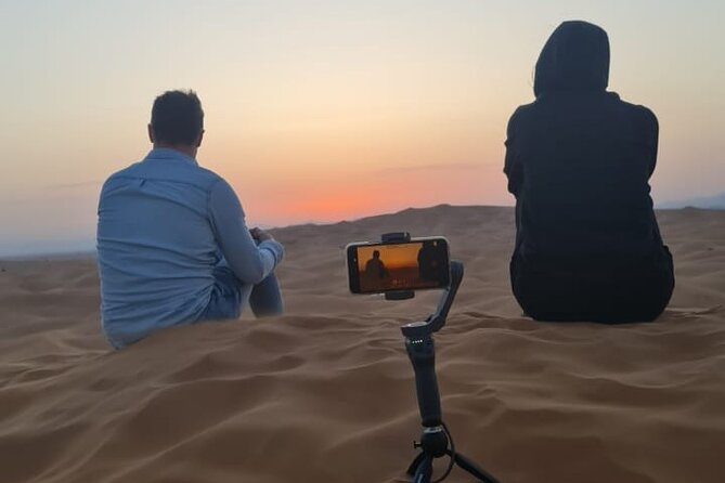 Dubai: Unique SUNRISE 4WD Red Dunes Safari - The sunrise pause on the red dunes