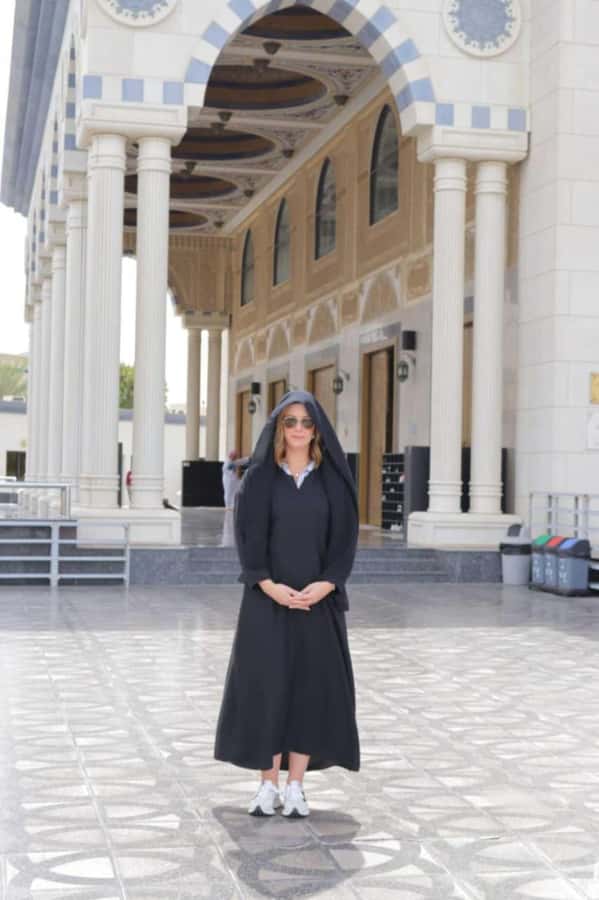 Dubai: VIP Private City Tour with Burj Khalifa Entry Tickets - What the $150 price means