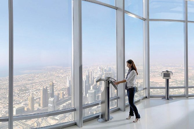 Entrance Ticket to Burj Khalifa - Timing the visit for daylight, sunset, or evening
