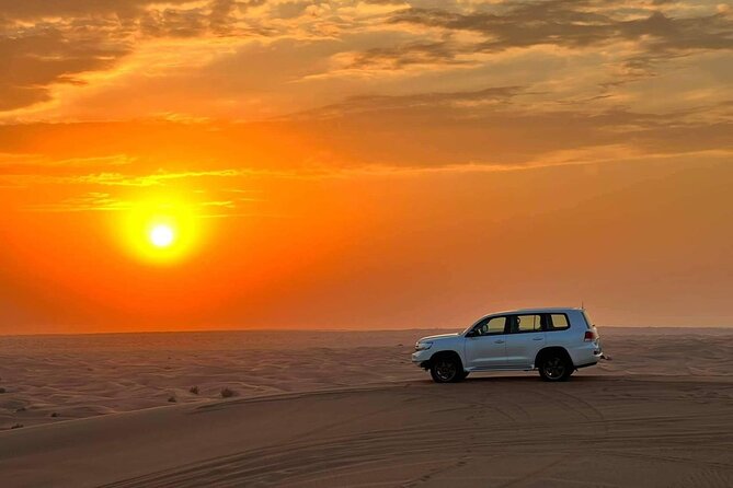 Evening Desert Safari Dubai BBQ Dinner Dune Bashing Dune Buggy - Drinks, snacks, and the move to camp