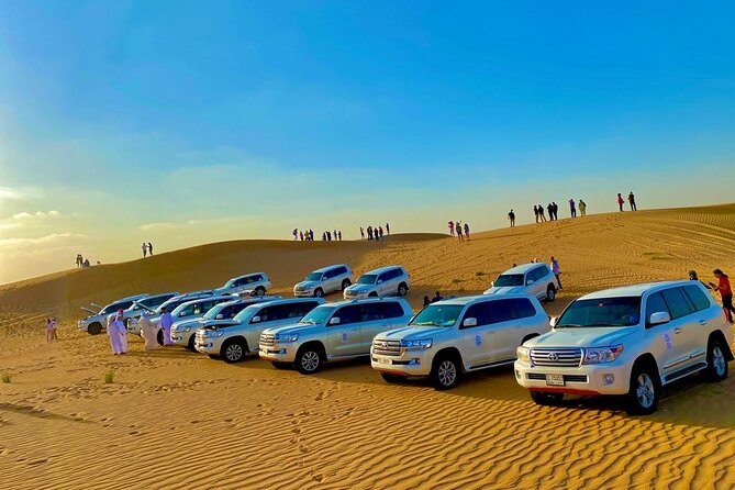 Evening Dubai Desert Safari, Red Sand, Premium camp shows & Diner - The sunset stop gives the evening its best photographs