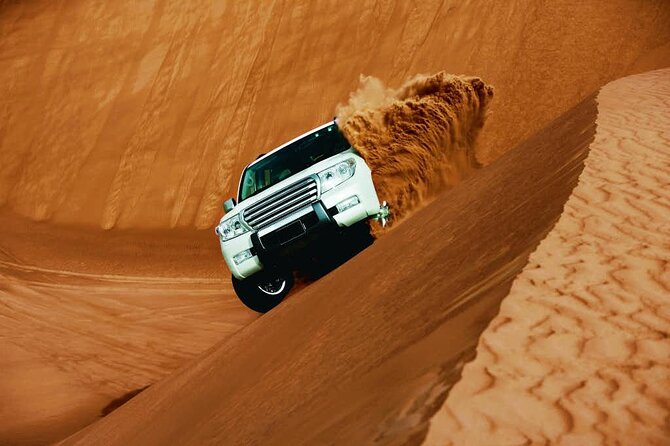 Evening Safari with Dune Bashing, BBQ Dinner and Belly Dance - Sheesha, photography, and the limits of a large camp