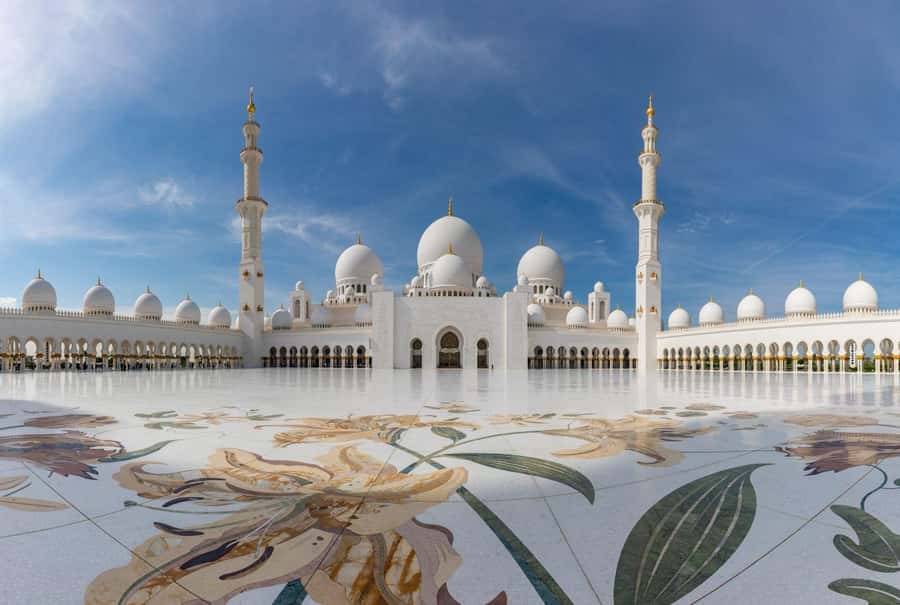 From Dubai: Abu Dhabi Grand Mosque & Louvre Museum Full-Day - Small details that make the day easier