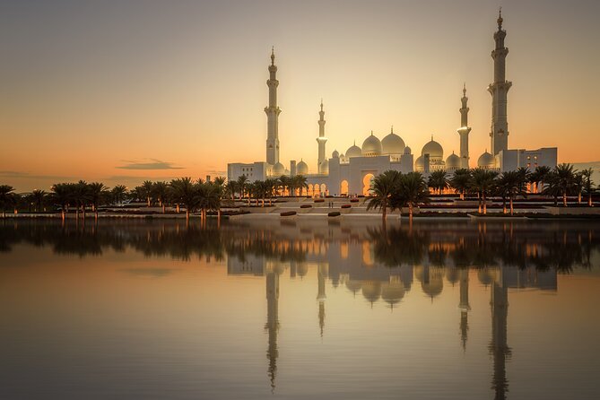 From Dubai: Abu Dhabi Sheikh Zayed Grand Mosque Guided Tour - How the guided portion works