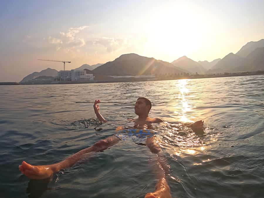 From Dubai: Fujairah Snorkeling with Turtles, Transfer & BBQ - Is the $135 price fair?