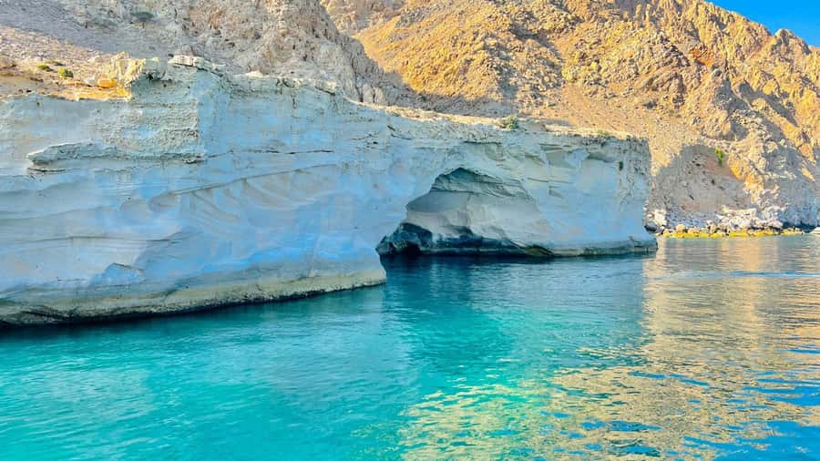 From Dubai/Sharjah/RAK: Dibba Musandam Trip & Dhow Cruise - What the $65 price really covers