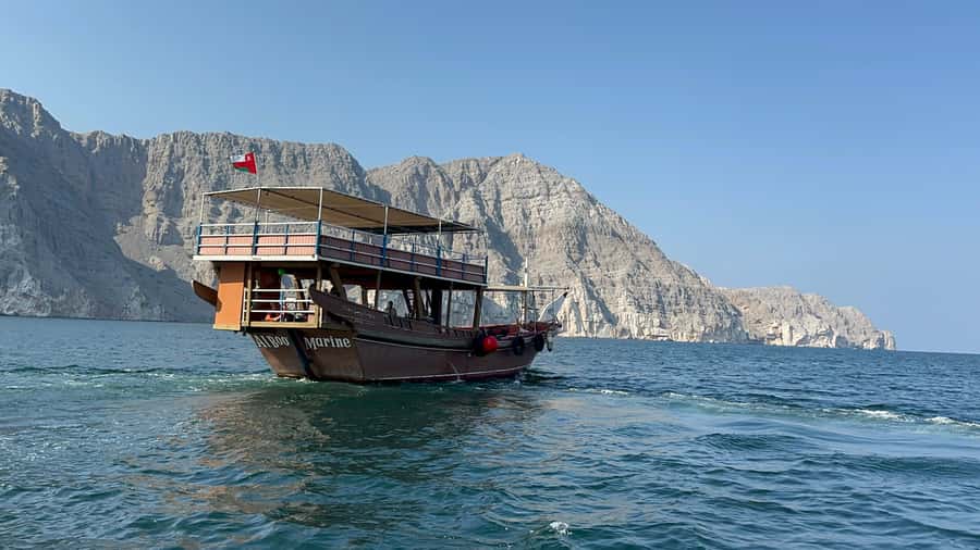 From Ras al Khaimah: Musandam Khasab Day Trip with Transfer - Khor Sham’s cliffs and quiet water