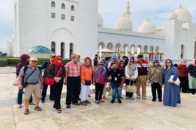 Full-Day Abu Dhabi City Guided Tour from Dubai - Ferrari World is a photo stop, not a theme-park day