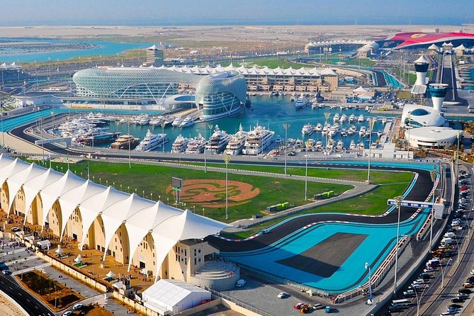 Full Day Abu Dhabi City Tour + BAPS Mandir Visit, guide transfer - Marina Mall and the One-Hour Lunch Break