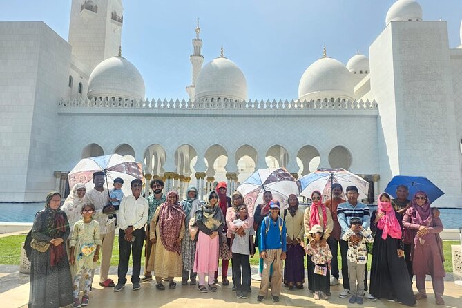 Full Day Abu Dhabi City Tour Sheikh Zayed Grand Mosque from Dubai - The dates market is the most local-feeling stop