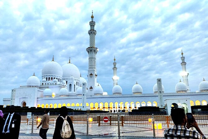 Full Day Abu Dhabi City Tour Sheikh Zayed Grand Mosque from Dubai - Heritage Village offers a glimpse of older daily life