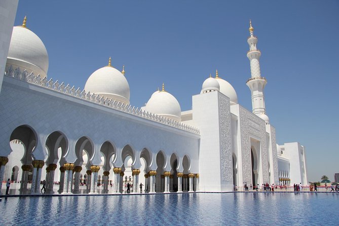 Full-Day Abu Dhabi Tour with Lunch from Dubai - The Grand Mosque deserves the biggest share of your day
