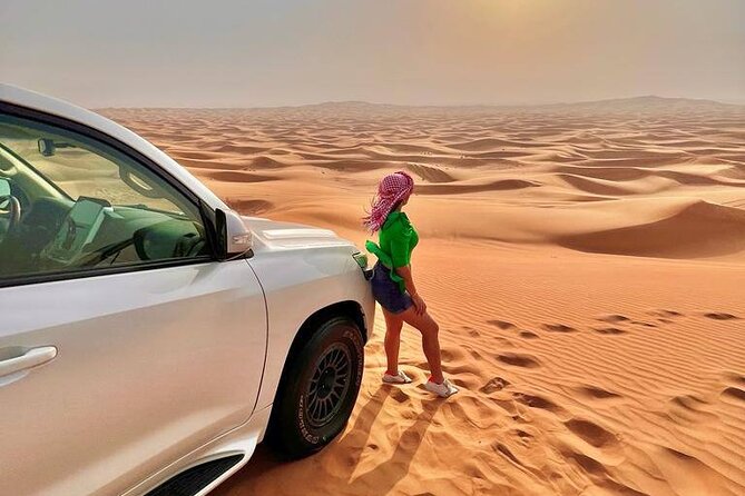 Full-Day Dubai Desert Safari Tour - Dune bashing in a 4x4