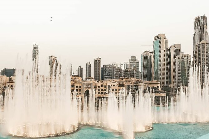 Full-Day Private Guided Tour of Dubai's Top Attractions - Burj Khalifa at floors 124 and 125