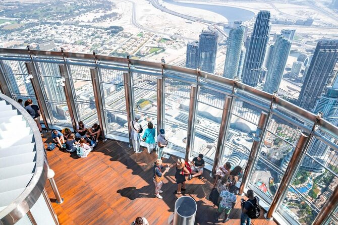 Half Day Dubai Modern Wonders Tour - Burj Khalifa: the famous tower without the elevator ticket