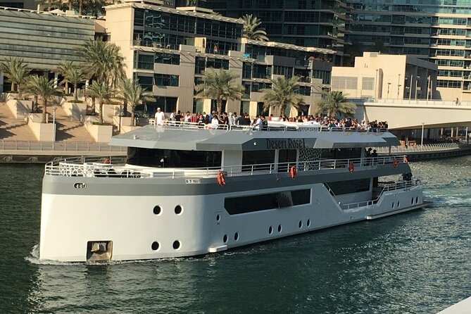 Luxury 7 Star Mega Yacht Dinner Cruise with International Buffet - What this Dubai Marina yacht cruise is really like