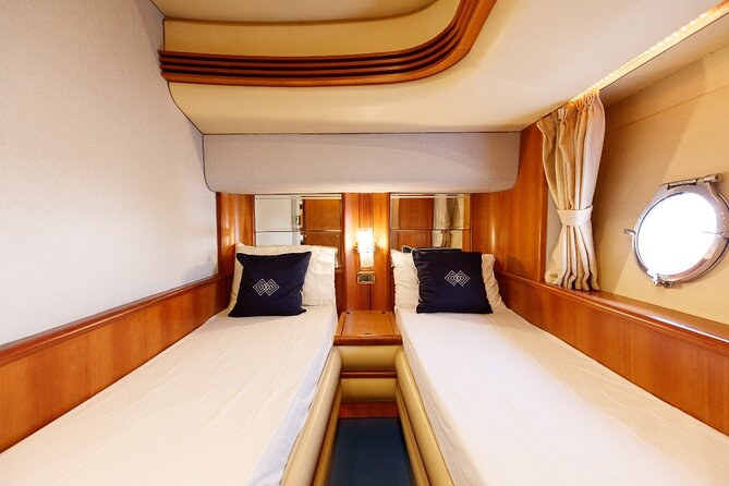 Luxury Yacht Private Rental from Dubai Marina - Setting out from Dubai Harbour Marina