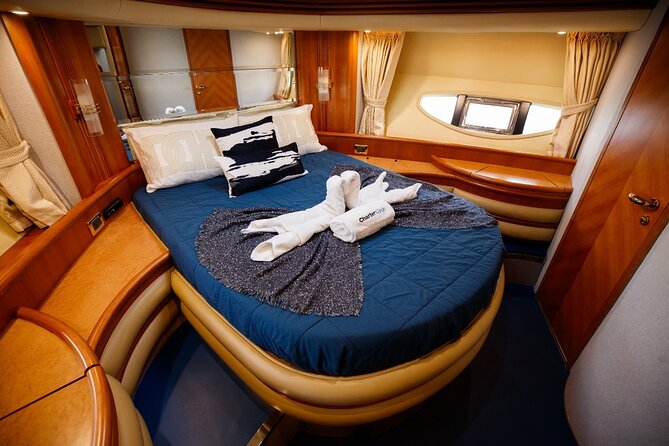 Luxury Yacht Private Rental from Dubai Marina - Choosing the right length for your day