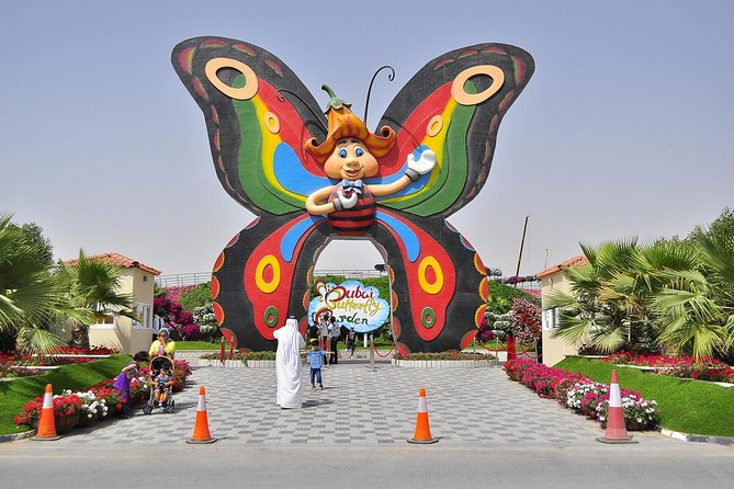 Miracle Garden: Dubai Flora and Fauna 4-Hour Tour - Dubai Butterfly Garden: nine domes and a close look at color
