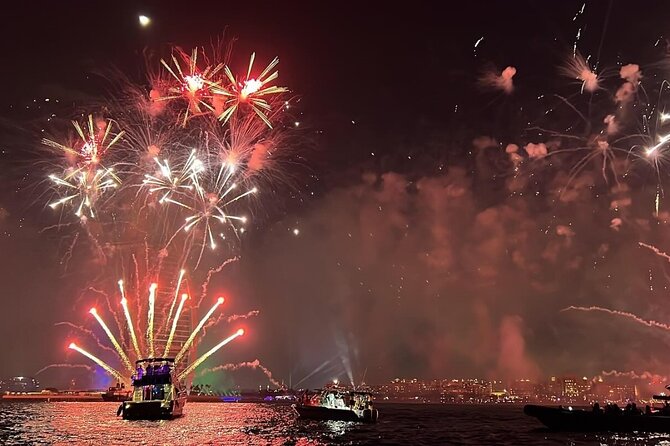 New Year's Eve Tour Special - Burj Al Arab and the open-water skyline