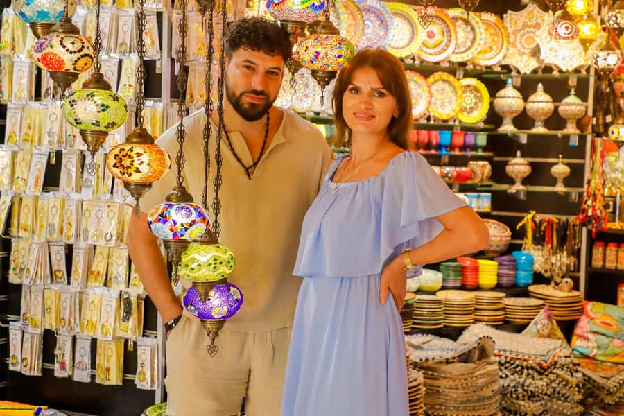 Old Dubai Guided Tour With Photographer: Souks & Street Food - Why Old Dubai makes a better first walk than a mall