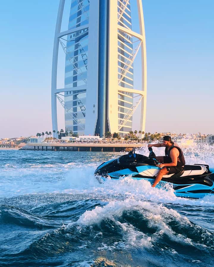 Palm Jumeirah: 1.5-Hour Guided Jet Ski Tour - Jumeirah Beach Residence and Dubai Marina