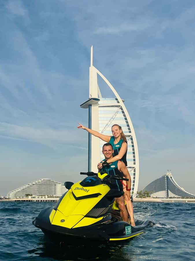 Palm Jumeirah: 1.5-Hour Guided Jet Ski Tour - How the 90-minute schedule feels