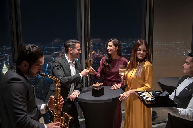 Premium Access to Burj Khalifa Ticket, The Lounge 152 ,153 & 154 - The express elevator to floors 152, 153, and 154