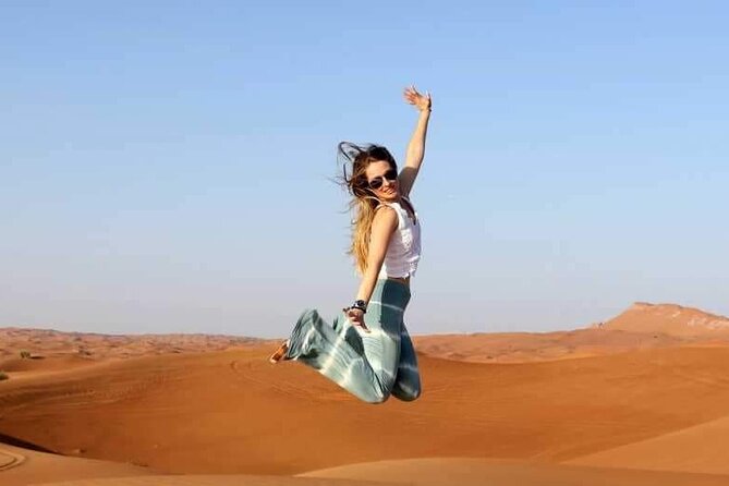 Premium Desert Safari Tour with BBQ Dinner Dubai - Key points at a glance