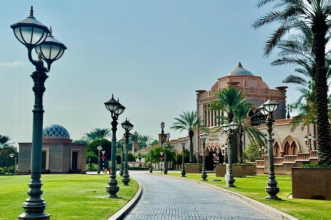 Private Abudhabi City Tour from Dubai - Marina Mall and the Corniche shape the middle of the day