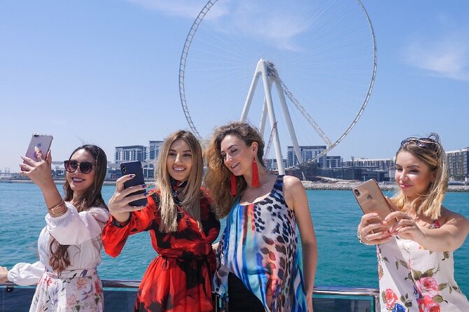 Private Dubai 2 Hours Luxury Yacht Charter with BBQ Option - Why a private yacht makes sense in Dubai
