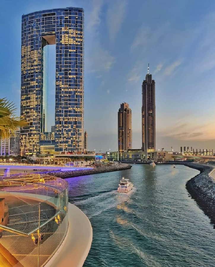Private Dubai city tour fullday Guided Tour - Burj Al Arab, Madinat Jumeirah, and the Palm