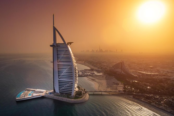 Private Dubai Sightseeing Half Day City Tour - Zabeel Palace and Sheikh Zayed Road