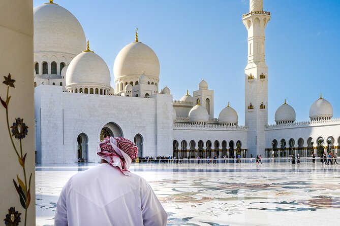 Private Full Day Tour Abu Dhabi City, Grand Mosque & Palace - Sheikh Zayed Grand Mosque deserves the longest stop