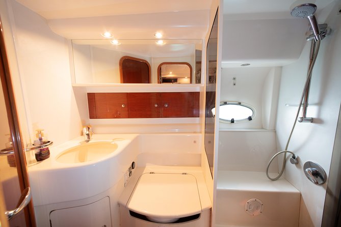 Private Luxury Everest Yacht Cruise from Dubai Marina - Jumeirah Beach from the sea