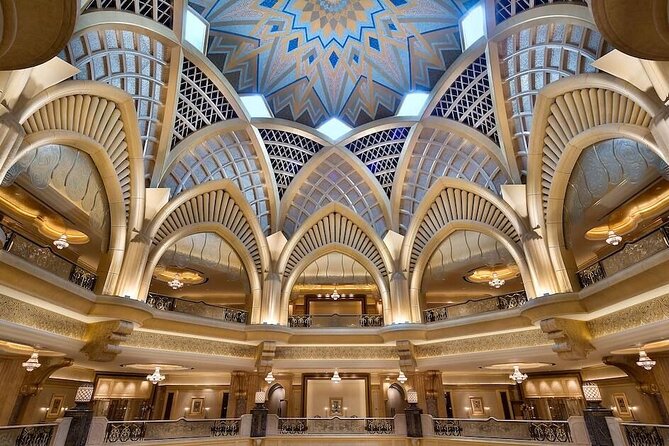 Private Sightseeing Tour in Abu Dhabi - Corniche Beach and the waterfront pause