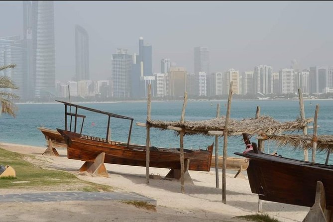 Private Tour : Abu Dhabi Full Day City Tour - Emirates Palace: polished luxury, short visit