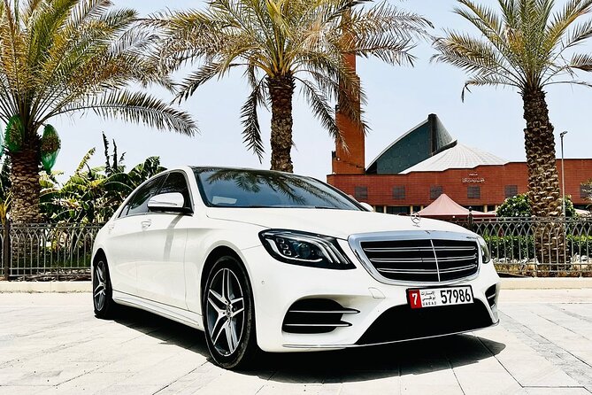 Private Transfer from Abu Dhabi Airport to Abu Dhabi City - Choosing between a sedan, van, and SUV